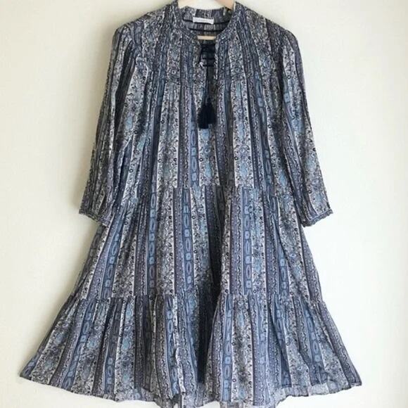 Doen Blue and White Patterned Mini Dress